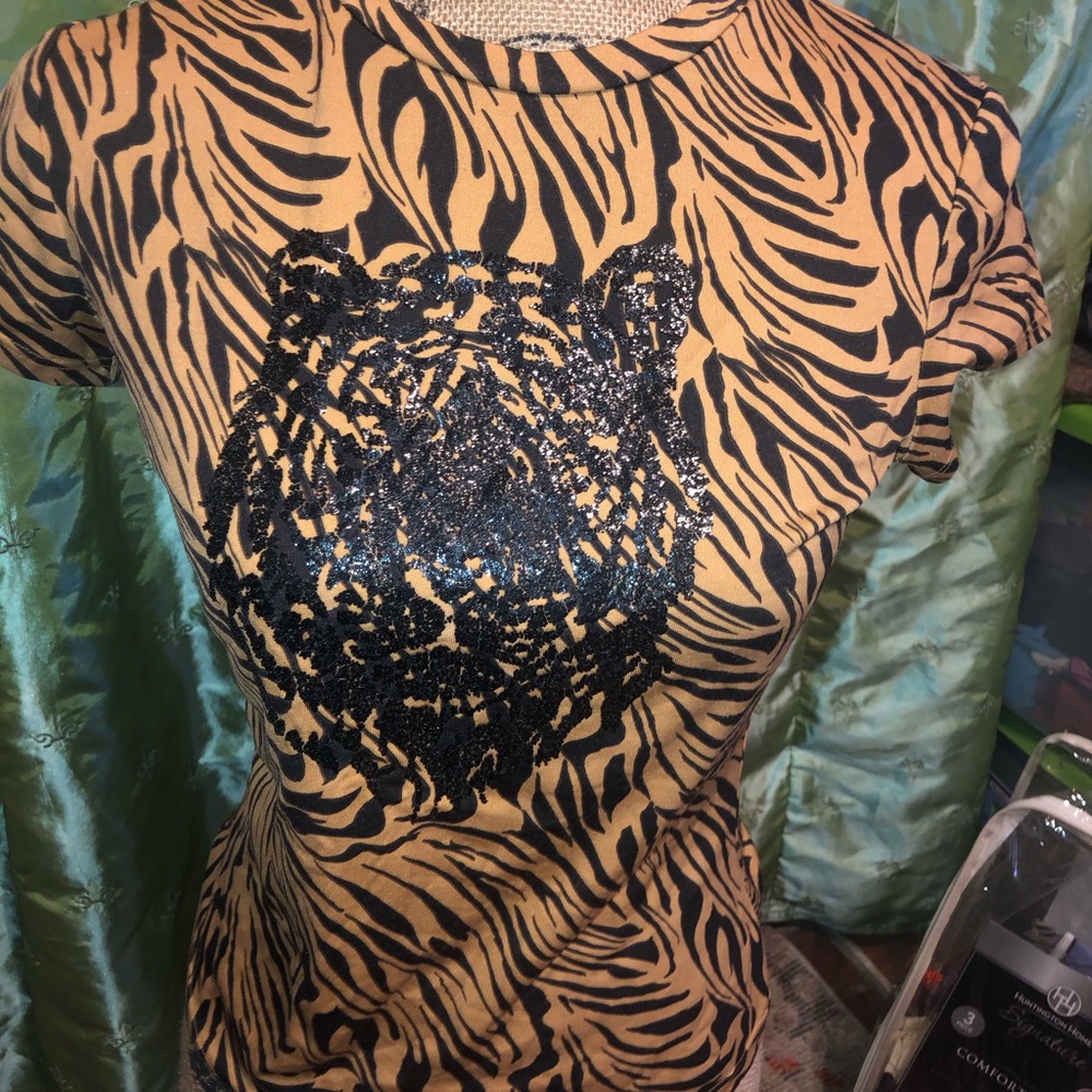 Animal print 🦒 T-shirt 💕